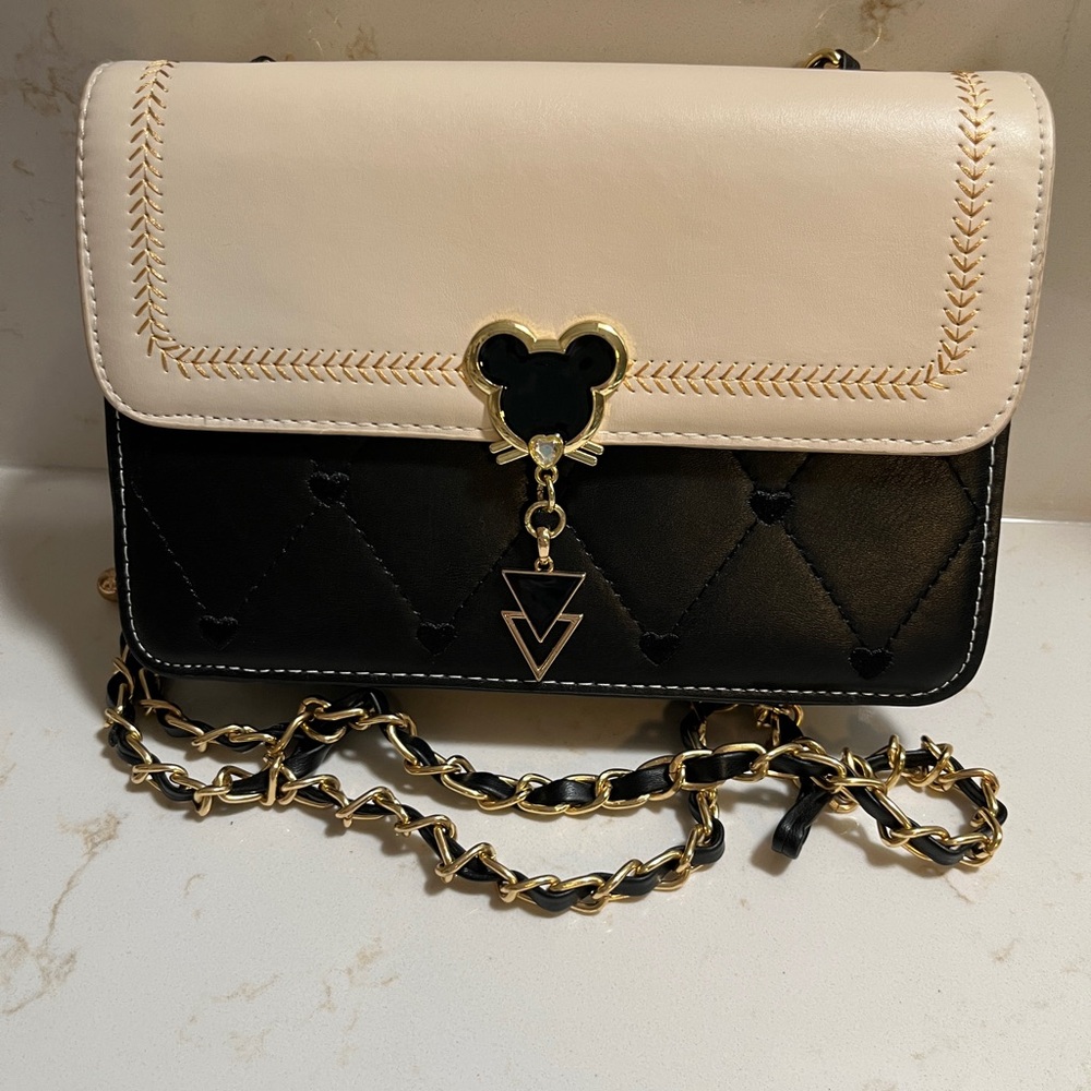 Elegant Black and Cream Women's Bag